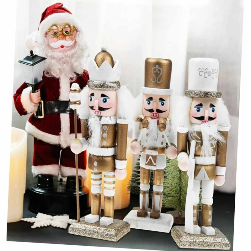 Świąteczne figurki Mikołaj i Dziadek do orzechów