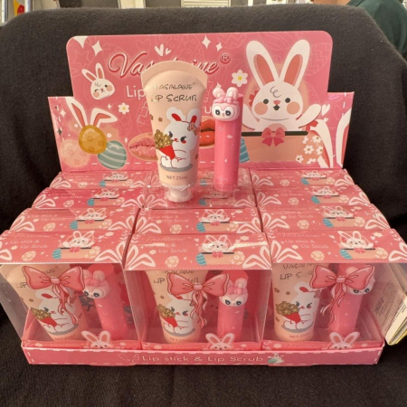 Zestaw Lip Stick & Lip Scrub