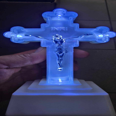 Świecący krzyż LED