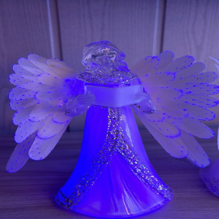 Świecąca figurka anioła LED