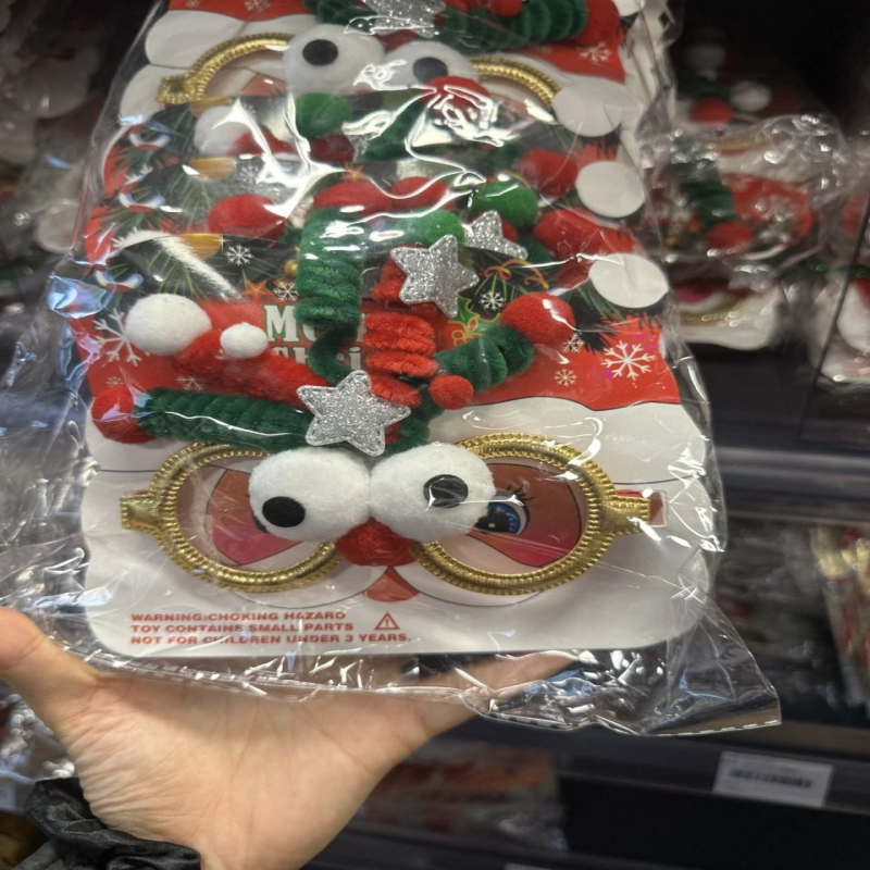 Ozdobne świąteczne kieliszki