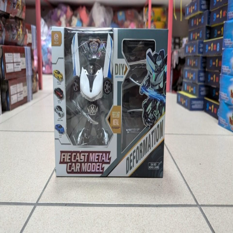 Metalowy Model Samochodu  Transformacja