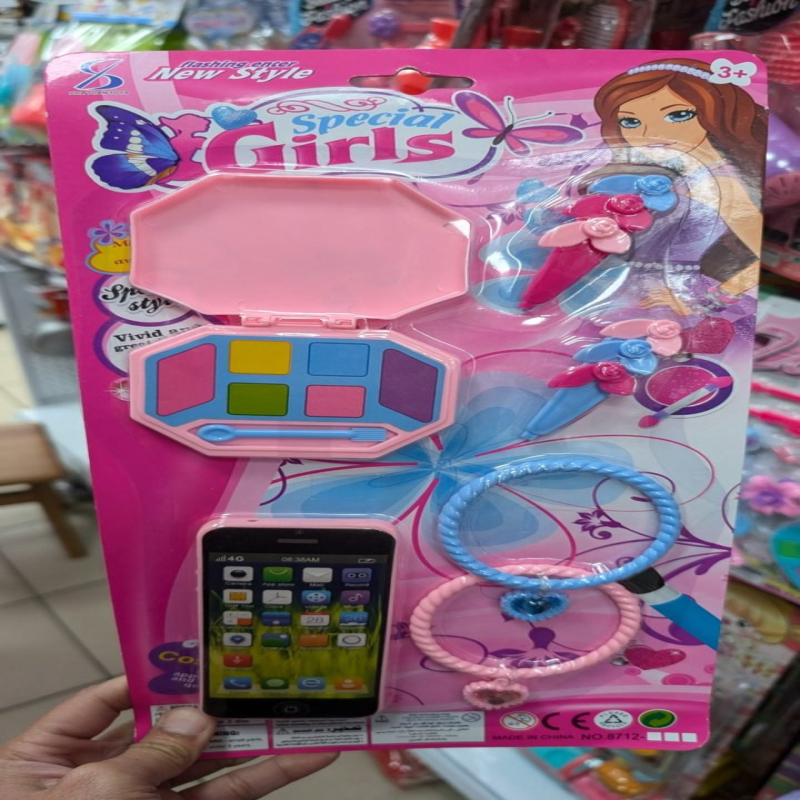 Zestaw urodowy dla małych dam